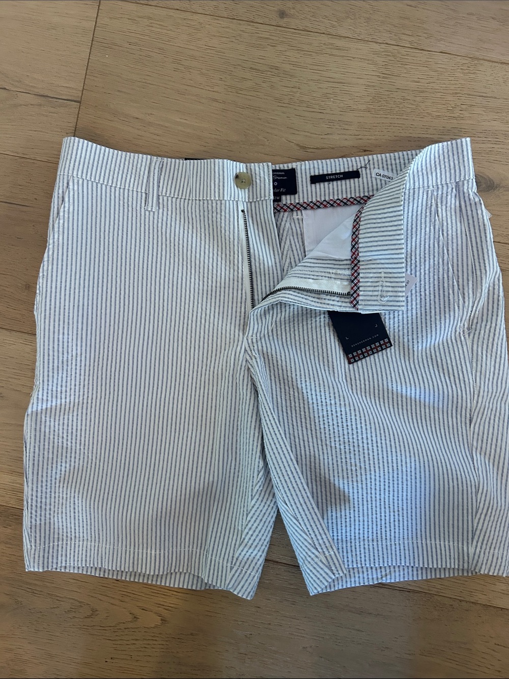 Ben Sherman seersucker White and blue seersucker striped Flat Front Men's Shorts